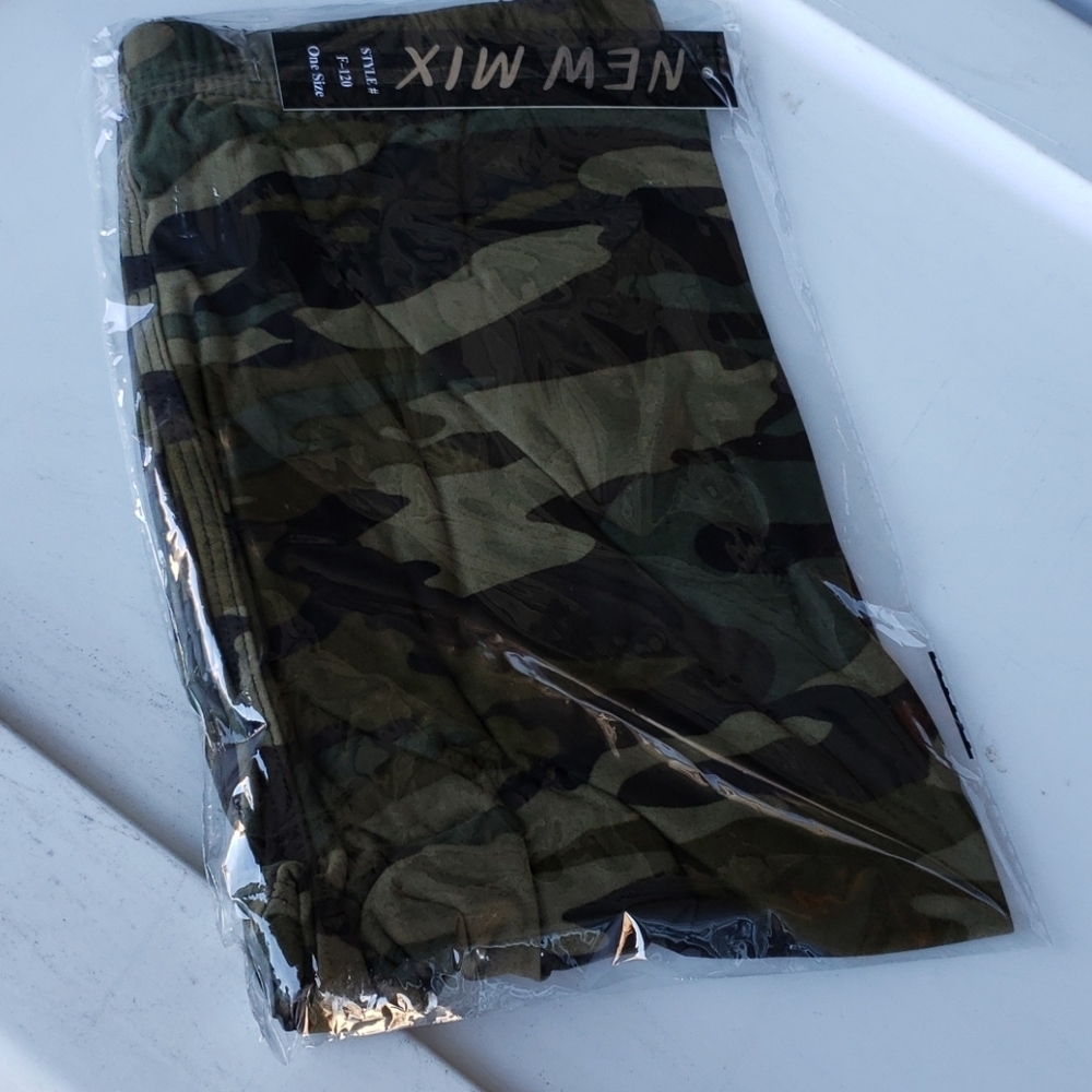 Camo Buttery Soft Leggings 5 Star Bohemian Loungewear NEW Lightweight - Picture 6 of 7
